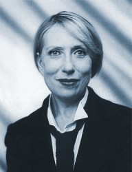 Инна Чурикова