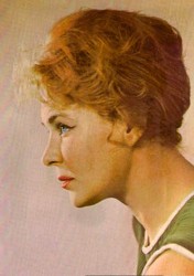 Нина Ургант