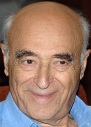 Владимир Этуш