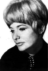 Мари Тёрёчик