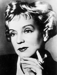 Марина Ладынина