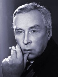 Эраст Гарин