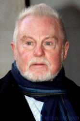 Дерек Джекоби