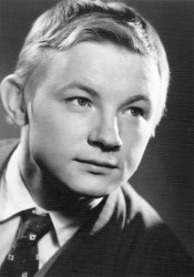 Михаил Кононов