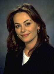 Полли Уокер