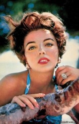 Джоан Коллинз