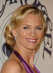 Наташа Хенстридж