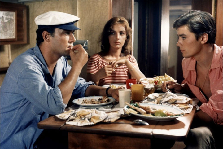 На ярком солнце